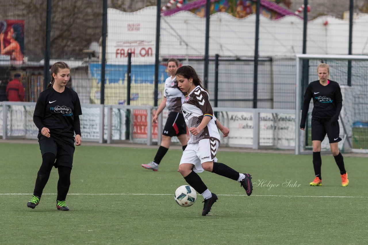 Bild 236 - B-Juniorinnen St.Pauli - C-Juniorinnen SV Steinhorst : Ergebnis: 1:2